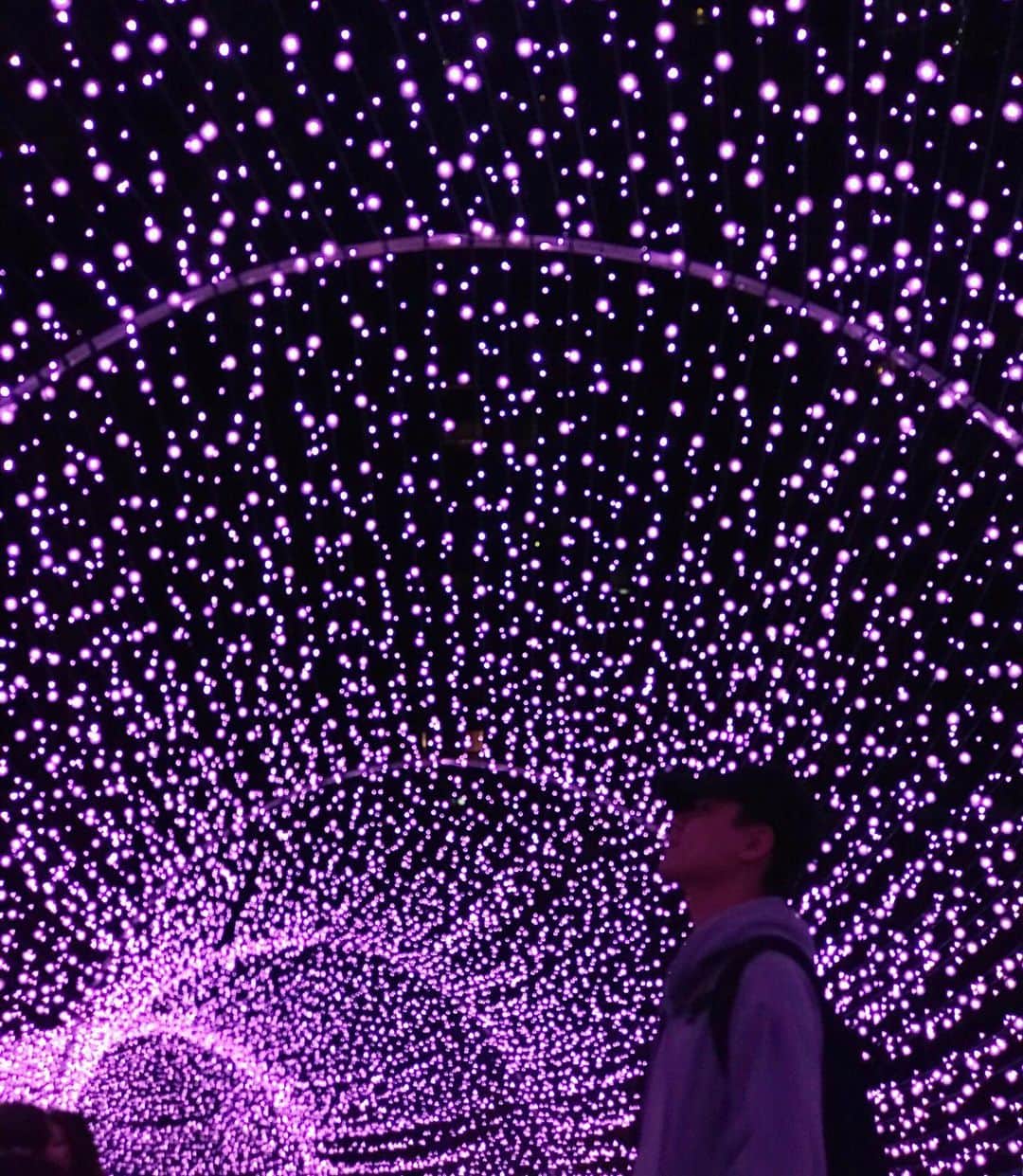 のインスタグラム：「🎄 - Nothing can dim the light that shines from within.」