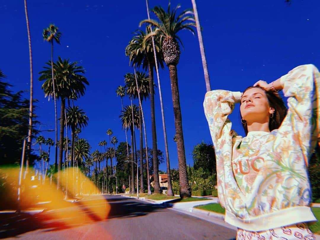 Camila Queirozさんのインスタグラム写真 - (Camila QueirozInstagram)「#tbt Beverly Hills 🎆」11月22日 0時15分 - camilaqueiroz