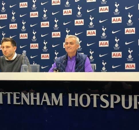カルロス・テベスのインスタグラム：「Jose Mourinho in press conference: "I am humble." Five minutes later, Mourinho was asked if he thinks losing the Champions League final affected the Spurs squad: "I don't know because I never lost a Champions League final." He's back folks 😂」
