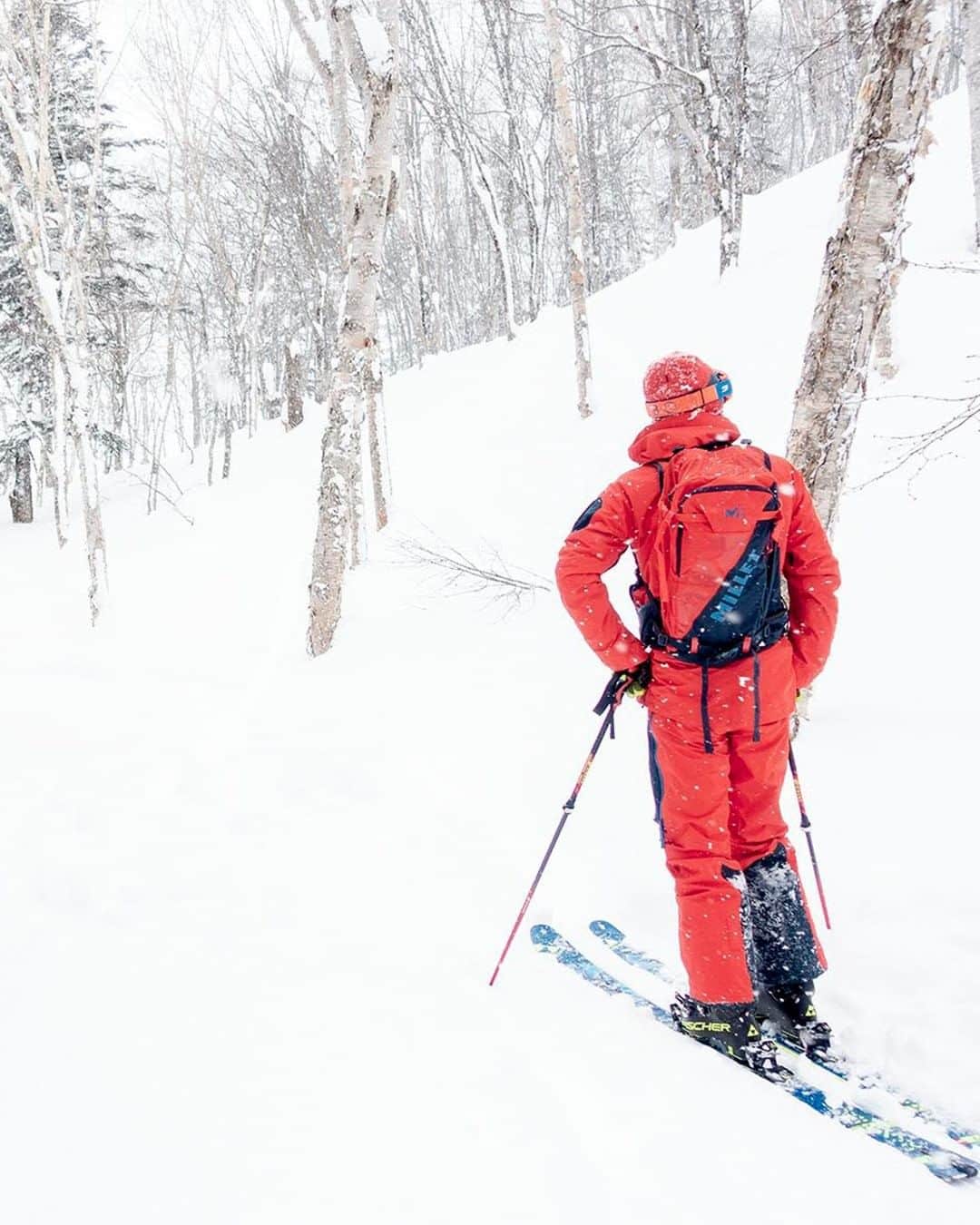 ミレーさんのインスタグラム写真 - (ミレーInstagram)「Neo is all about free-spirited skiing – seeking beautiful lines, whether heading up or down. Backpacks made and designed for ski touring.  Learn more via the link in our bio ⬆️ #MilletRiseUp  #skimo #skimountaineering #skitouring #tourenski #skiderando #earnyourturns」11月22日 1時00分 - millet_mountain