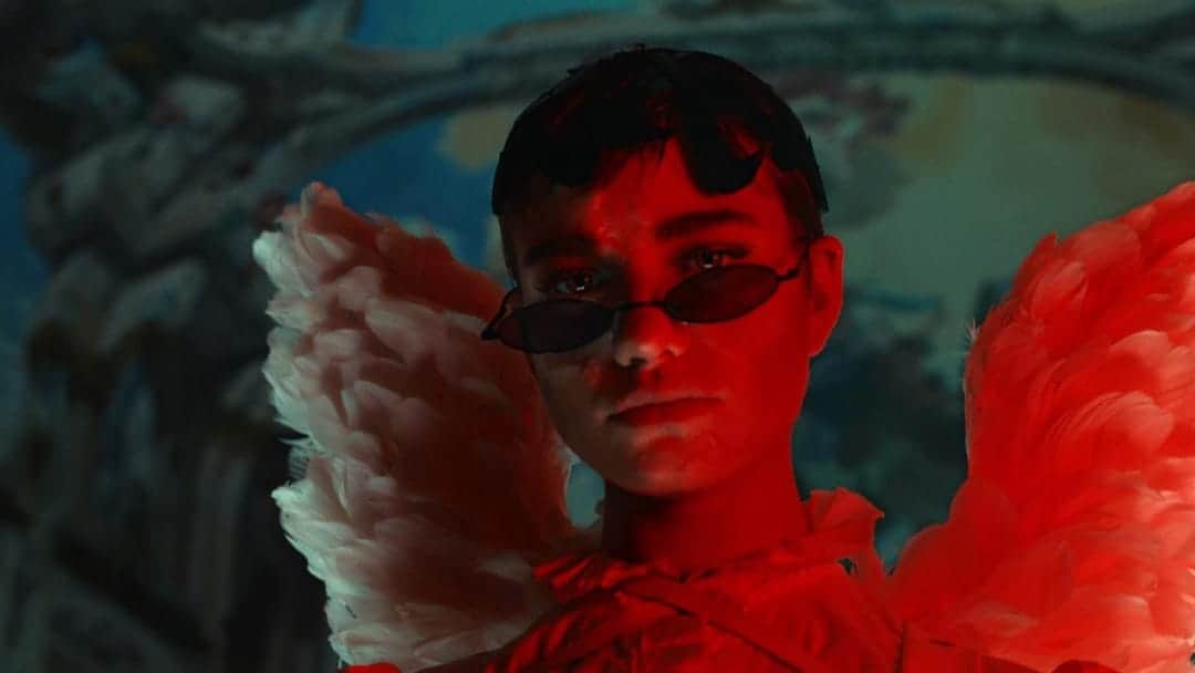 ベアトリーチェ・ヴィオのインスタグラム：「Angelo o Demone? 😇💥😈 ...e chi mi conosce bene si astenga per favore 😉」