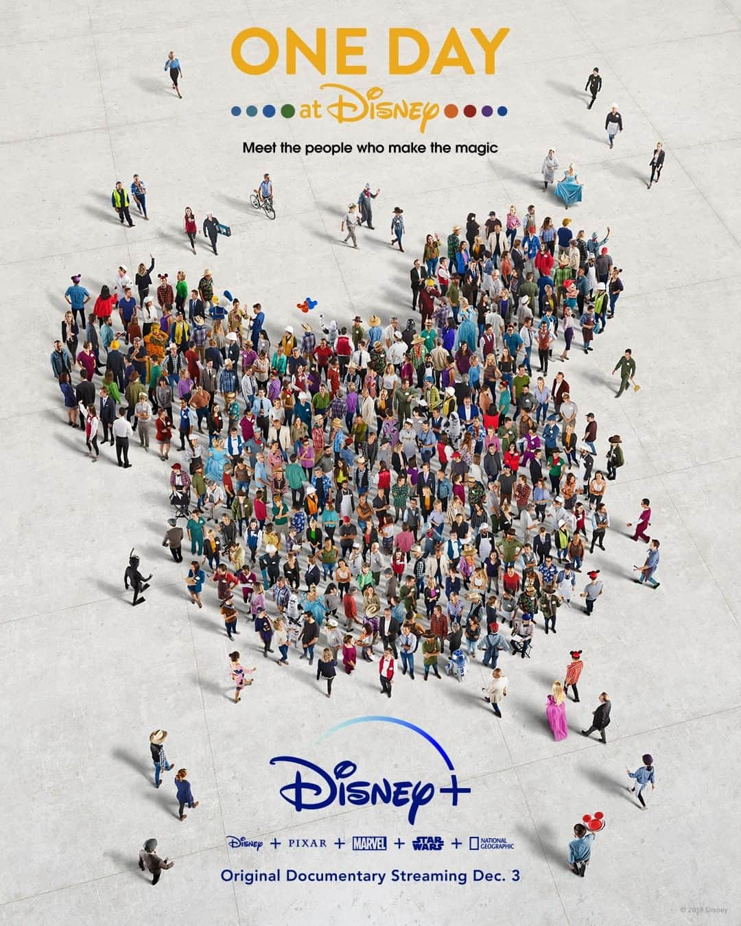 Disneyさんのインスタグラム写真 - (DisneyInstagram)「The minds behind the magic. The hearts behind the dream. Start streaming the #DisneyPlus Original Documentary One Day At Disney on Dec. 3.」11月22日 2時00分 - disney