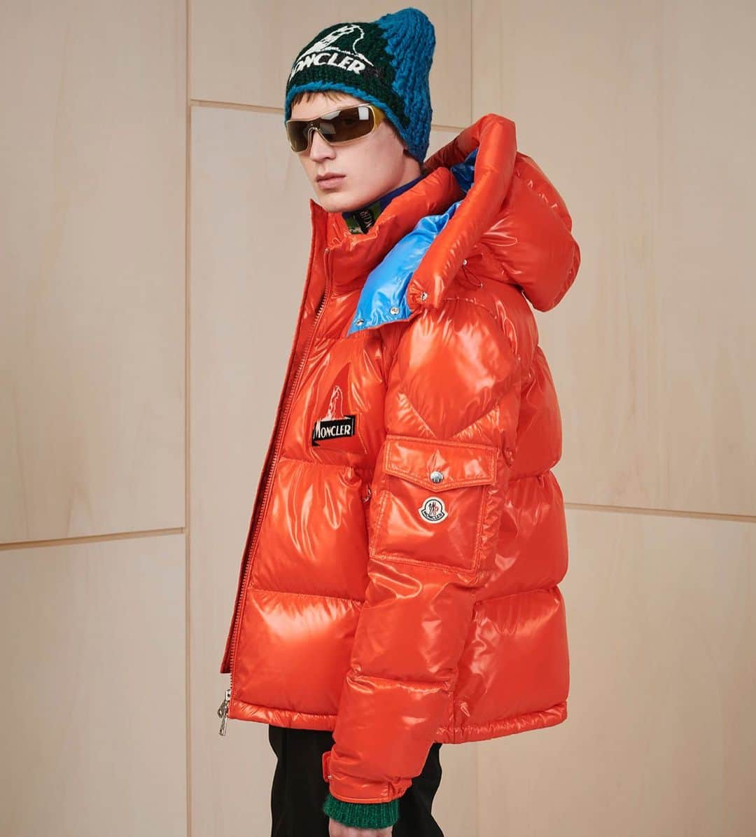 モンクレールさんのインスタグラム写真 - (モンクレールInstagram)「Power dressing, mountain style. The Wilson jacket in a vibrant orange guaranteed to turn heads. _ #WEALLWEARMONCLER #MonclerLunettes Explore on Moncler.com」11月22日 2時08分 - moncler