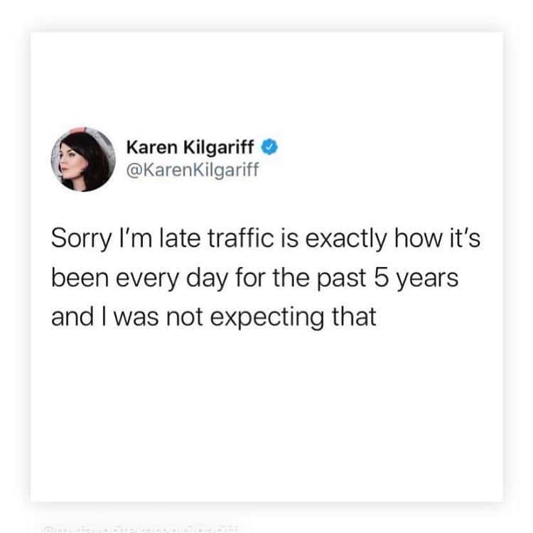 ジェリー・ライアンのインスタグラム：「Me, in a nutshell.」