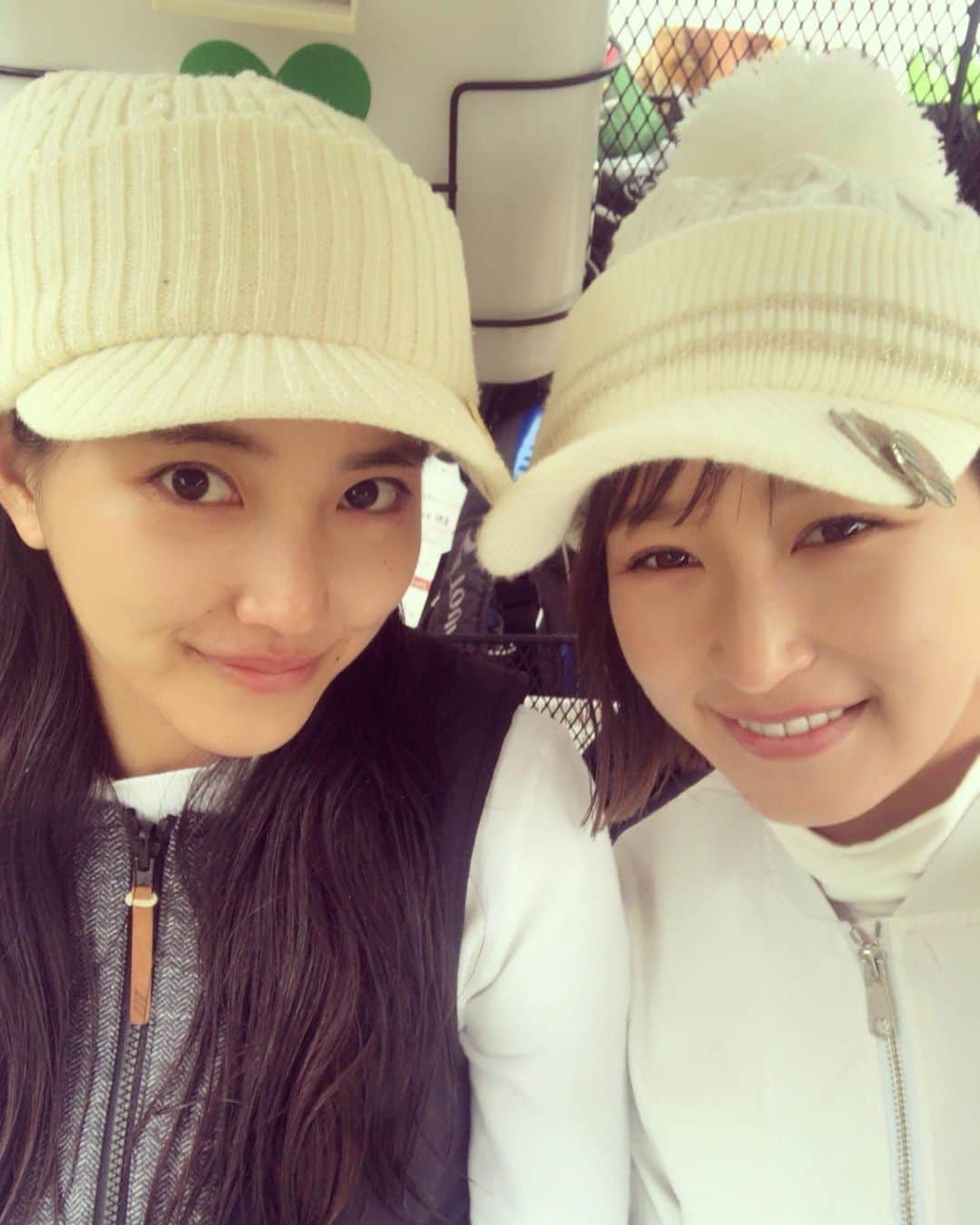 奥山春香さんのインスタグラム写真 - (奥山春香Instagram)「雨で6番であがった笑  そのあとしっかりレストランで韓国料理食べて 帰りの運転2人で眠くて死にそうだった😂😂 #アディダスゴルフ#ゴルフ」11月22日 13時10分 - corvetteharuka