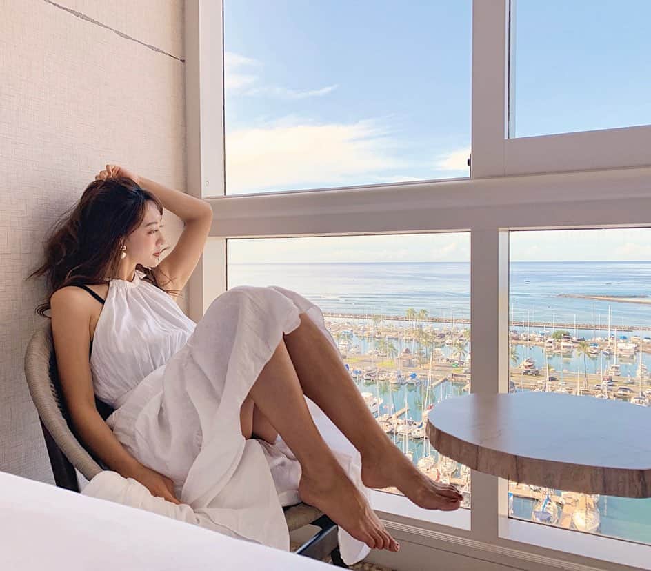 唯可（yuika）さんのインスタグラム写真 - (唯可（yuika）Instagram)「リニューアルして約2年半 ハワイで泊まりたいホテル第1位になった @princewaikikijp 🌴 . リニューアルして、すぐにここのホテルに泊まって本当に感激して、またここに帰ってこれたのがすごく嬉しい🧡 憧れのインフィニティプールやお部屋から見える ハーバービューの景色が本当に素敵なの🥺✨ . そんなプリンスワイキキからすごく素敵なキャンペーン✨✨ . 日頃の感謝を込めて宿泊券やトラベルバッグが 当たるキャンペーンが始まるんだって🥳 是非応募してみてね👉 @princewaikikijp . . . #ハワイ#ハワイ旅行#旅行#旅#女子旅#プリンスワイキキ#プリンススタイル#プール#ホテル#ハーバービュー#インフィニティプール#海外旅行#インスタ映え#カメラ女子#プール #princewaikiki#princestyle#Hawaii#trip#travel#trippics」11月22日 13時17分 - yu.i.k.a