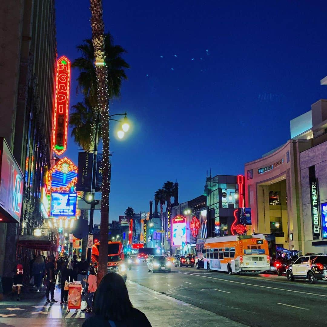 橘田いずみさんのインスタグラム写真 - (橘田いずみInstagram)「#beverlyhills  #losangeles #usa🇺🇸 My sister would see “beverlyhills 90210” when she was young😌 I’m still enjoying my youth,though😘」11月22日 5時37分 - kitta123_gyoza