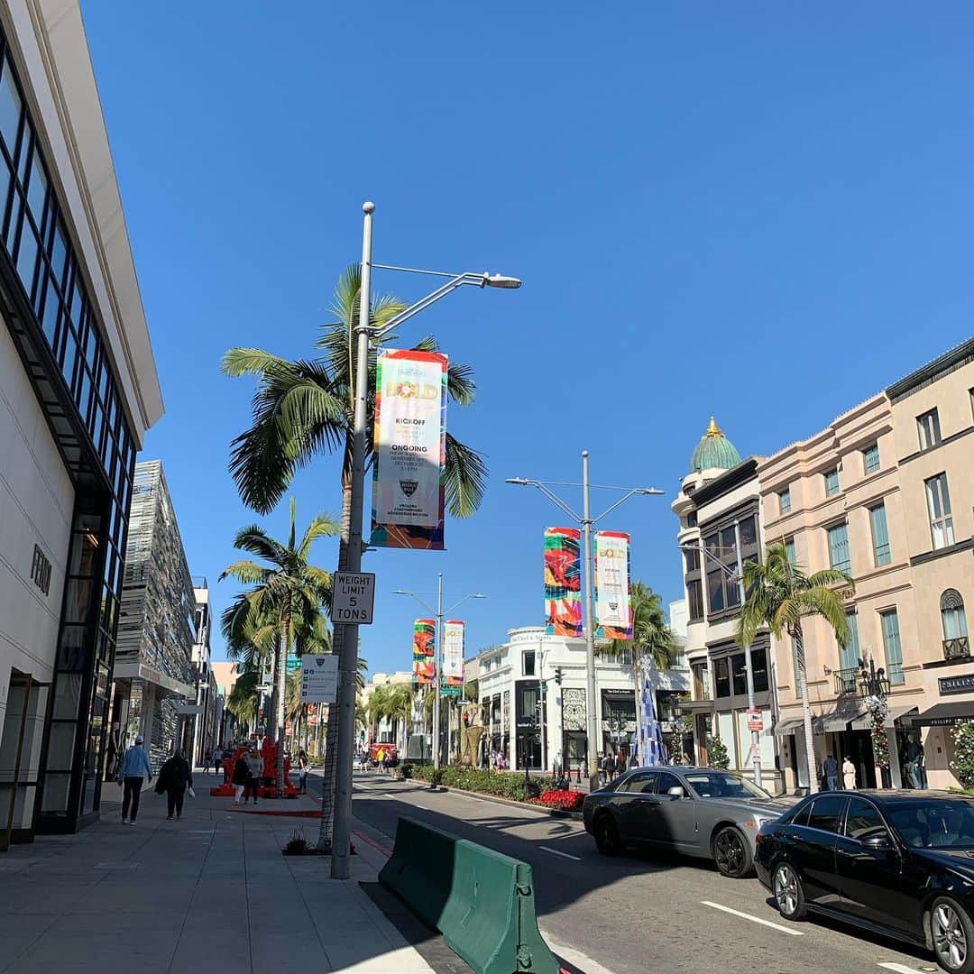 橘田いずみさんのインスタグラム写真 - (橘田いずみInstagram)「#beverlyhills  #losangeles #usa🇺🇸 My sister would see “beverlyhills 90210” when she was young😌 I’m still enjoying my youth,though😘」11月22日 5時37分 - kitta123_gyoza