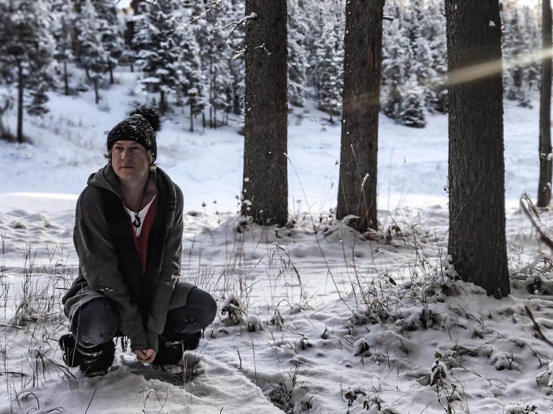 ブレイズ・プラントさんのインスタグラム写真 - (ブレイズ・プラントInstagram)「Filming in the woods. 森の中で撮影 #canmore #travelalberta #canada」11月22日 5時48分 - blaiseplant