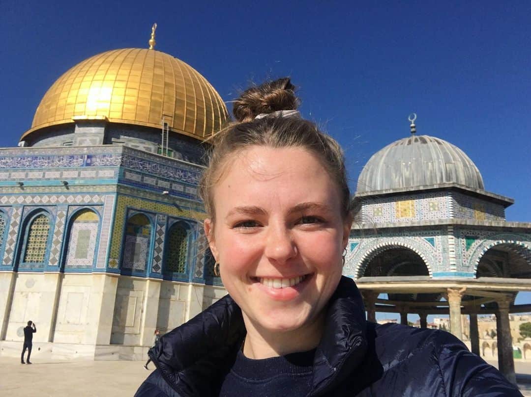 Anna Grimaldiのインスタグラム：「Hello from a happy me in Jerusalem, Israel 🇮🇱🇮🇱🇮🇱 So much history and so beautiful ✨」