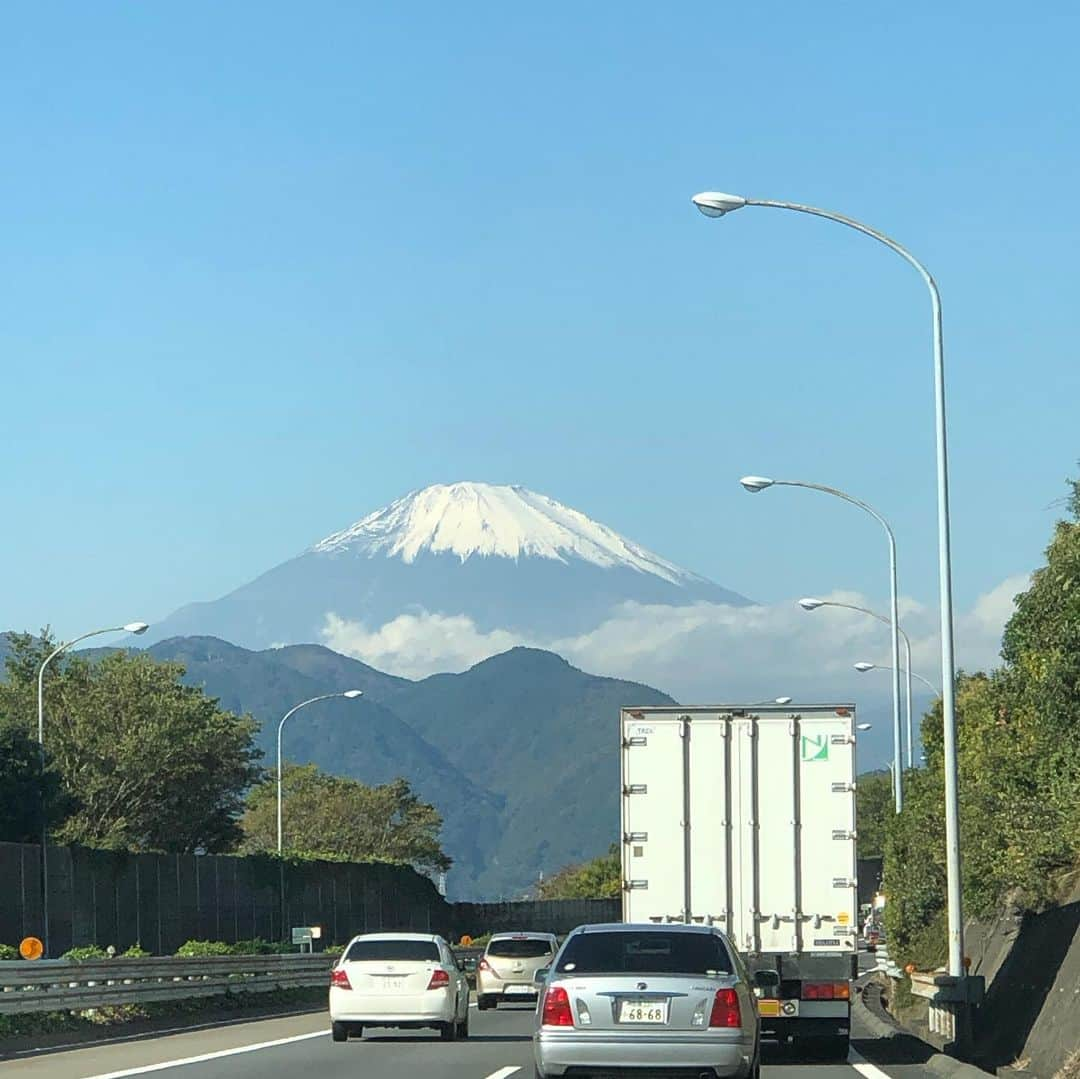 岡田実音さんのインスタグラム写真 - (岡田実音Instagram)「先日名古屋行く時、富士山🗻が綺麗だったよ✨」11月22日 6時49分 - mio.okada