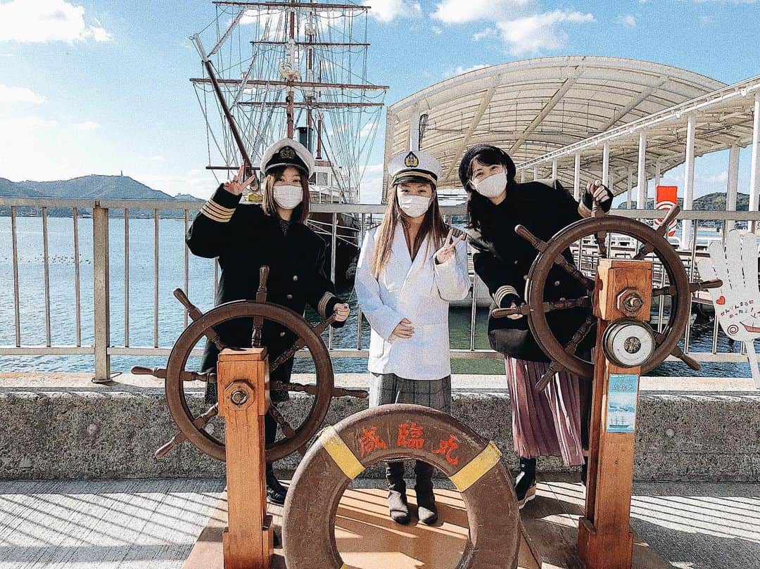 室加奈子のインスタグラム：「さいっこうにさいっきょうに 楽しかった念願の3人旅♥️ ほんまに楽しくて何回も笑い声が頂点に達してた(笑) あーーーーーー楽しかったなぁぁぁって この投稿しながらしみじみしてる😂 2人共ありがとう！これからもまだまだ末永くよろしくね！！笑 #9年目？ #10年目？ #1120」