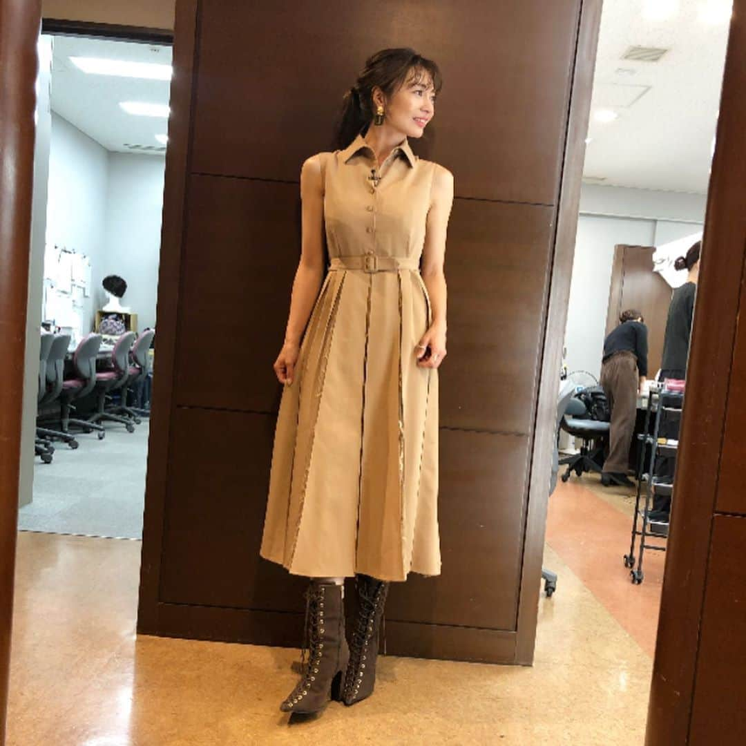 新山千春さんのインスタグラム写真 - (新山千春Instagram)「#NHK の番組収録📺💫 . . . ちなみに 12/4は夜９時から10時半まで NHK ぐっさんのニッポン国道トラック旅！ - NHK 「うまいぞ！秋の日本海 グルメルート 国道9号線」 . 【出演】山口智充さん ,さかなクンさん, かたせ梨乃さん,八嶋智人さん, 新山千春も出演させていただき、はじめての 大型トラックでぐっさんと たっぷり語らせていただきました(﹡ˆ﹀ˆ﹡) . ぜひご覧いただけたら嬉しいです🌹」11月22日 8時27分 - chiharuuu_0114