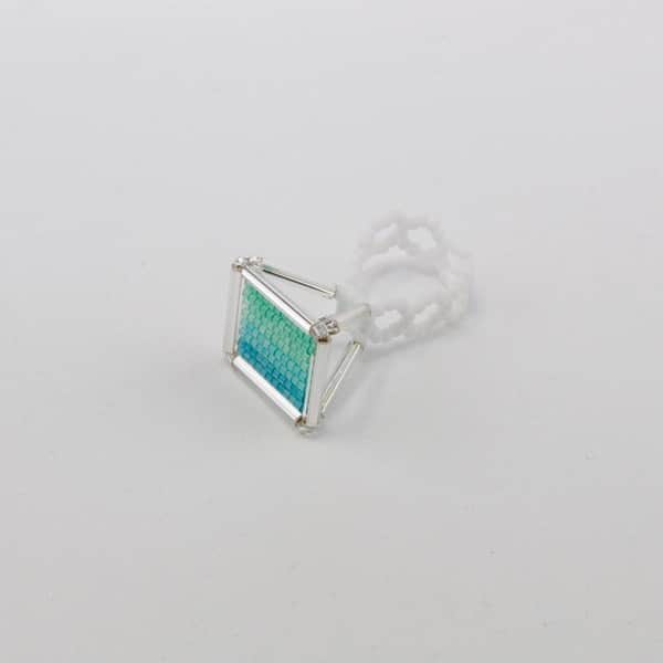 ペンタさんのインスタグラム写真 - (ペンタInstagram)「New Jewelry TOKYO  PHOTO ・King Ring □Color:Emerald Green×Silver □Material:Glass Beads □Size(mm):約W19×H18 / 約13号前後  New Jewelry TOKYO 会期： 2019 年11月29日(金)-12月1日(日)11:00-20:00 . オープニングレセプション： 11月29日(金)16:00-20:00 @スパイラルホール ホワイエ（3F） . 会場： SPIRAL | Spiral Garden（1F） Spiral Hall（3F）Showcase（1F）MINA-TO（1F） . 住所： 〒107-0062 東京都港区南青山 5-6-23 Tel. 03-3498-1171 . 公式HP： https://newjewelry.jp/nj2019 . #pentatoho #jewelry#designjewelry#art#craft#newjewelrytokyo#newjewelry2019 #newjewelry#jewely#tohobeads #jewelygram#accessory#instagood#style#beautiful#minimum#アクセサリー#japan #日本 #tokyo  @ スパイラル　SPIRAL」11月22日 8時41分 - penta_toho