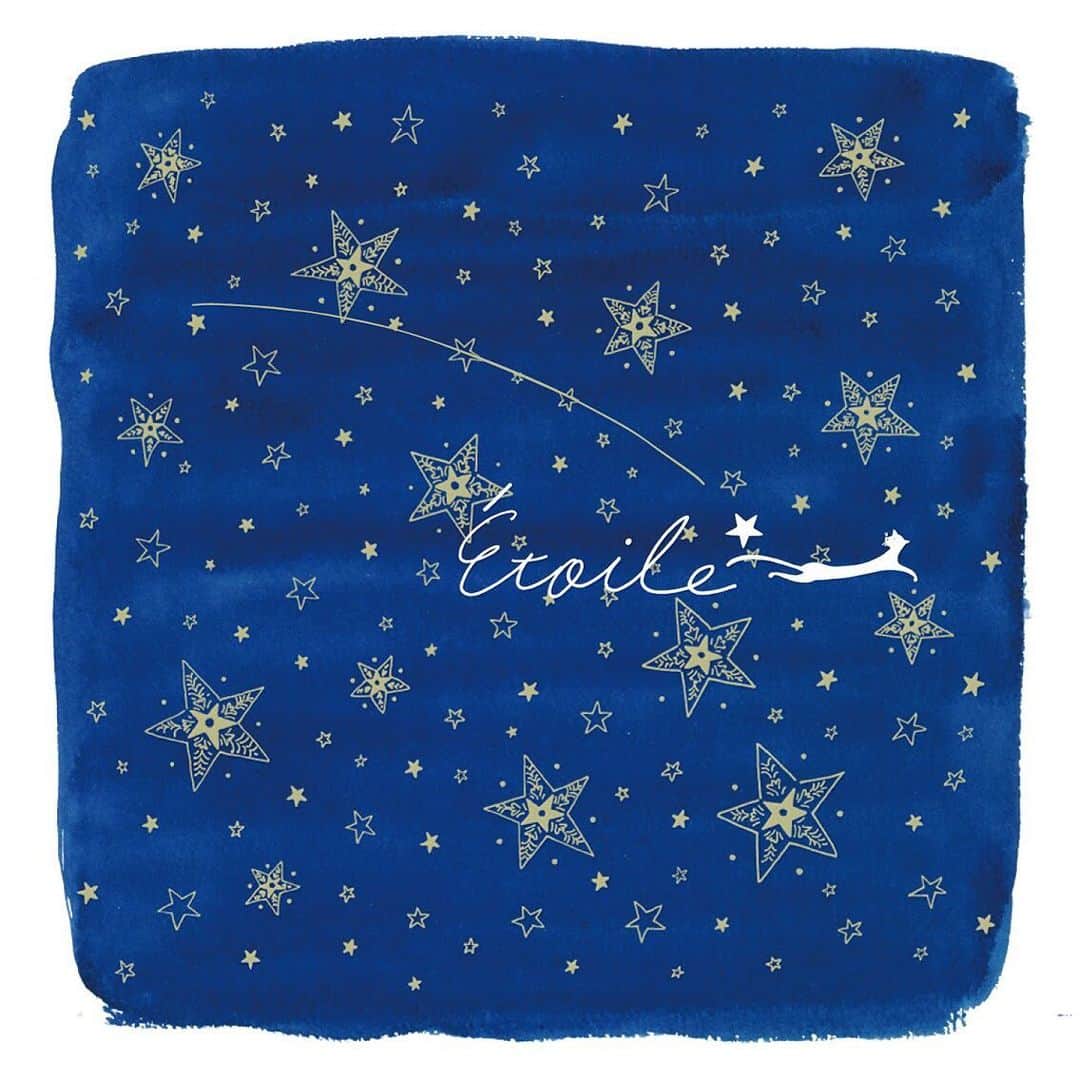 エリオポールのインスタグラム：「. “Nouvelle Chic” 10 keywords  04/10 11.22.fri - 12.31.tue  Étoile . Étoile ＝星、スター。 いつもより少しドレスアップをして、煌めき出す街へ。 そんな気分を盛り上げてくれる星モチーフのドレスやアクセサリーが揃います。 . . . . #HELIOPOLE30eme #HELIOPOLE #heliopole #エリオポール #2019aw #autumnwinter #selectshop #fashion #style」
