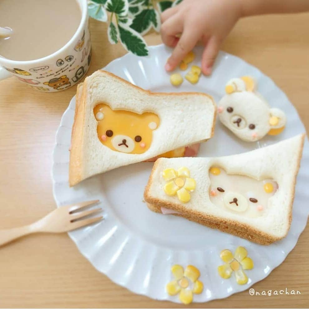 Rilakkuma US（リラックマ）さんのインスタグラム写真 - (Rilakkuma US（リラックマ）Instagram)「@nagachan.pankiji created these tasty and cute Rilakkuma and Korilakkuma sandwiches! Which flavors do you think they are? . . . #rilakkumaus #rilakkuma #sanx #kawaii #cutsfood #sandwhich #リラックマ #サンエックス」11月22日 10時02分 - rilakkumaus