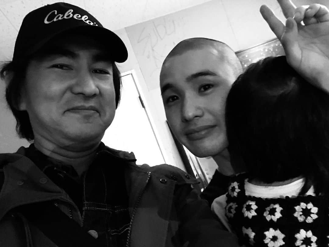 のインスタグラム：「昨夜はずっと見たかったKID FRESINOのライブを見てきた。めっちゃかっこよかった！ #kidfresino」