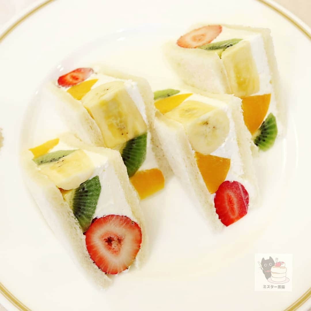 ミスター黒猫（黒猫仙人）のグルメインスタ