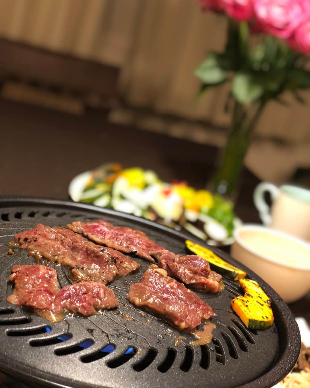 和田正人さんのインスタグラム写真 - (和田正人Instagram)「今夜は家焼肉。メシ作るのが楽しくなってきたぞ。ふふふん。」11月22日 23時23分 - daaaaaawaaaaaa