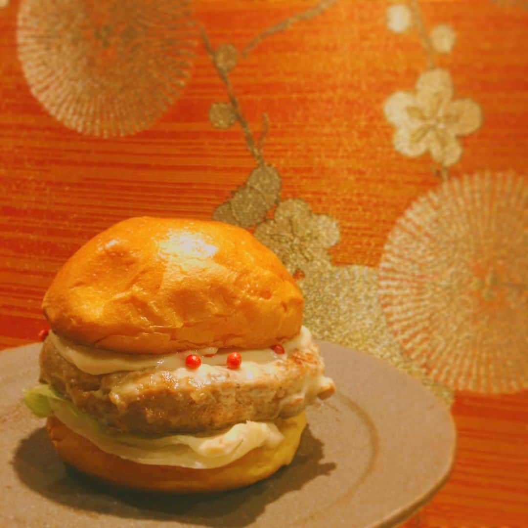 antenna* officialのグルメインスタ