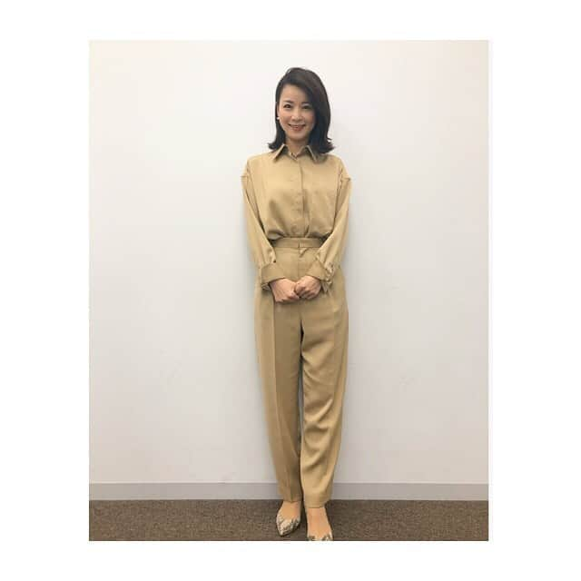 秋元玲奈さんのインスタグラム写真 - (秋元玲奈Instagram)「雨も風も強いですね☔️ 皆様どうぞ体調を崩されませんように(＞＜) #モーニングサテライト #オンエア終わり #外は風が強かった #衣装」11月22日 16時11分 - rena_akimoto