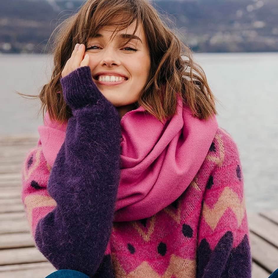 のインスタグラム：「On met du peps dans son hiver avec nos mailles colorées ! 🌈 #princessetamtam #cosywinter #winter」