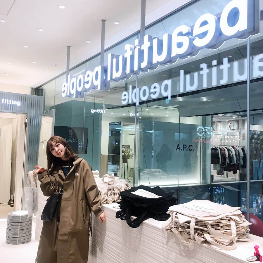 木村ミサのインスタグラム：「㊗️﻿ ﻿ ﻿ 今日からオープンの新生渋谷PARCO。﻿ ﻿ 入っているお店のセンスがどれもピカイチで、とくに地下のごはんのフロアは食いしん坊万歳でした🙌﻿ ﻿ Hanakoで同じく連載している﻿ 吉本坂46の光永ちゃんとなっとう娘の鈴木真由子ちゃんとぐるぐるしてきた🐰﻿ ﻿ GEN GEN ANでお馴染みの﻿ 嬉野茶が飲めるの、すごくうれしみ🍵﻿ ﻿ ﻿ ﻿ 毎月レギュラーで通ってた思い出のPARCOにまた通えるのうれしいな🌿﻿ ﻿ ﻿ ﻿ ＿＿＿＿＿＿＿＿＿＿＿＿＿＿＿＿＿＿＿＿＿＿＿＿﻿ ﻿ ﻿#PARCO #渋谷パルコ #shibuya #shibuyaparco #tokyo #greentea #tea #渋谷グルメ　##먹스타그램 #패션　#카페스타그램 #점심」