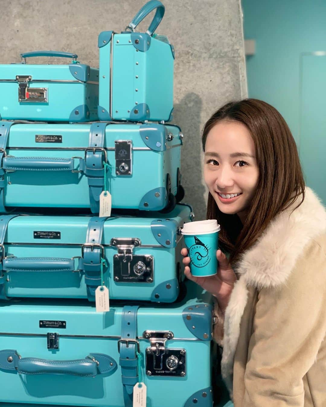 筒井萌子のインスタグラム：「* ふら〜っとコーヒーのみに🦁💕 ・ #筒井萌子 #女優 #actress #モデル #model #岡山  #shooting #instagood #instalike #converse #撮影 #followme #instalike #ゴルフ #ゴルフ女子 #ゴルフコーデ #골프 #좋아요반사 #좋아요그램 #좋아요환영 #데일리그램 #패션 #오오티디 #카페 #Tiffany #tiffany #tiffanyandco」