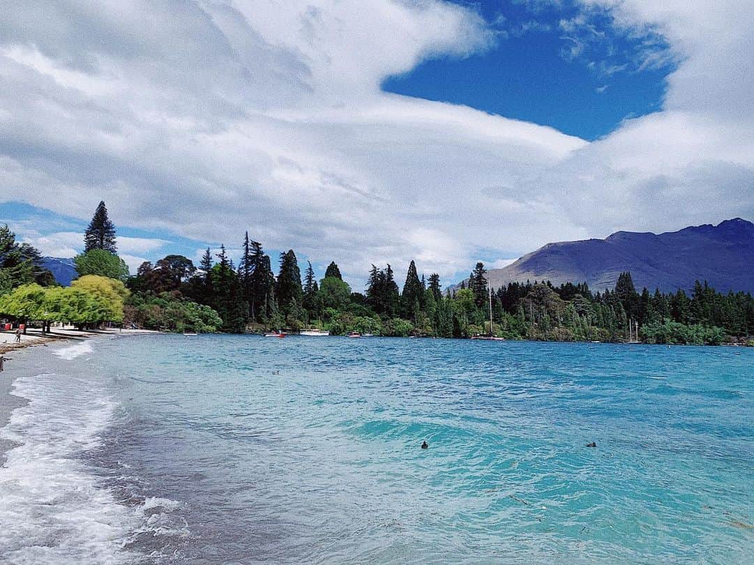 中村優さんのインスタグラム写真 - (中村優Instagram)「Queenstown International Marathonでは、２つの大きな湖の周りを走りました🏃‍♀️✨🏔 Lake Wakatipu&Lake Hayes  #newzealand #queenstown #queenstowninternationalmarathon#優trip#優run」11月22日 17時30分 - nkmr_yu