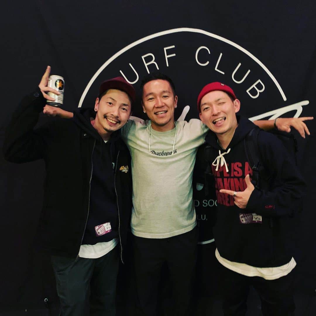 安床武士のインスタグラム：「Power in the music!! 音楽のジャンルとか飛び越えた音がそこに鳴っていました！ @deftech @microfromdeftech ありがとう！！めっちゃ楽しい時間でした✨ #deftech #デフテック #feelin #LZBN #この後めっちゃ酔っ払ってグダグダな2人 #ライブ本当に格好良かった」