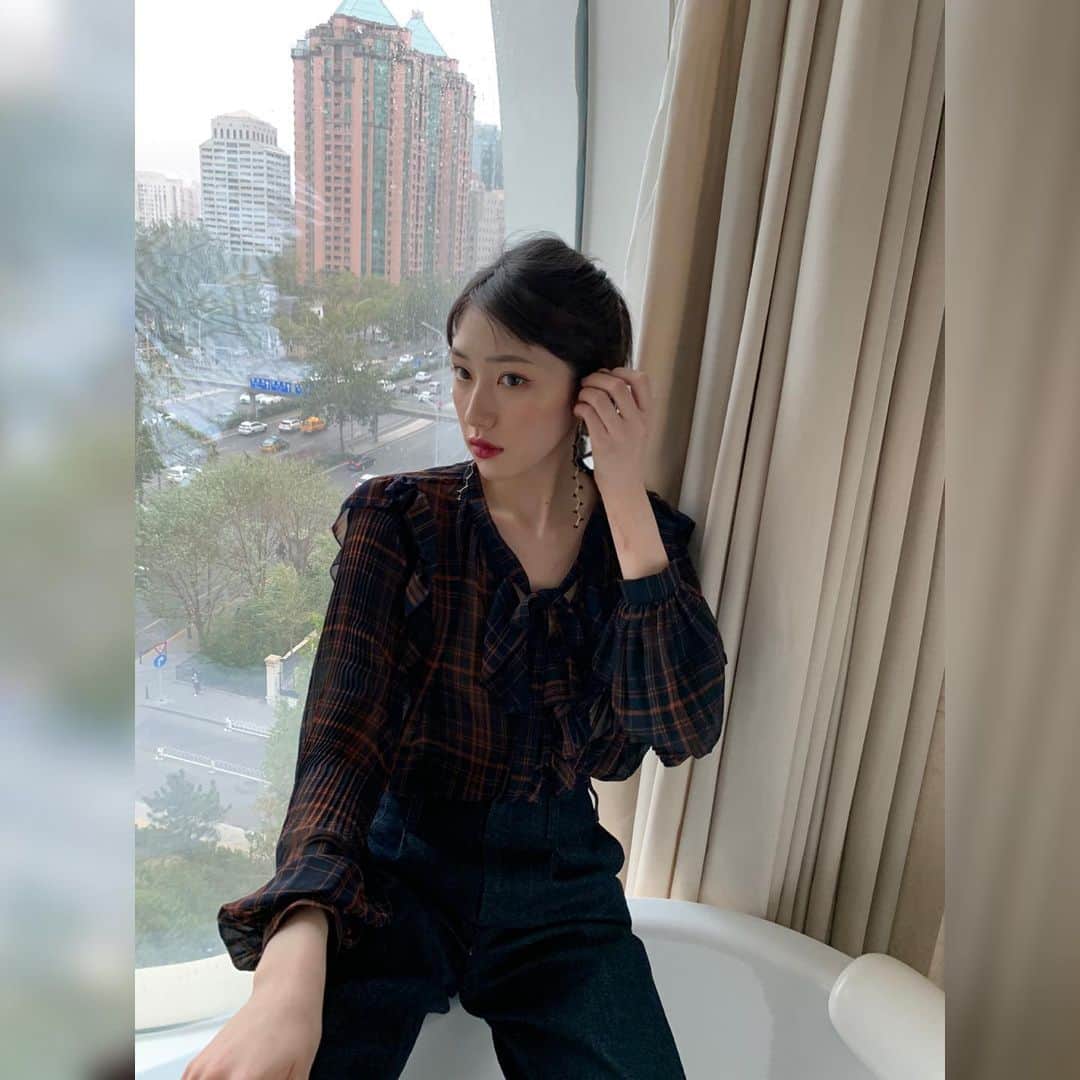黒田瑞貴のインスタグラム：「🇨🇳 #fashion #beijing #valmuer #北京　#instafashion #china #instadaily #ootd #shooting #撮影　#japanesegirl」