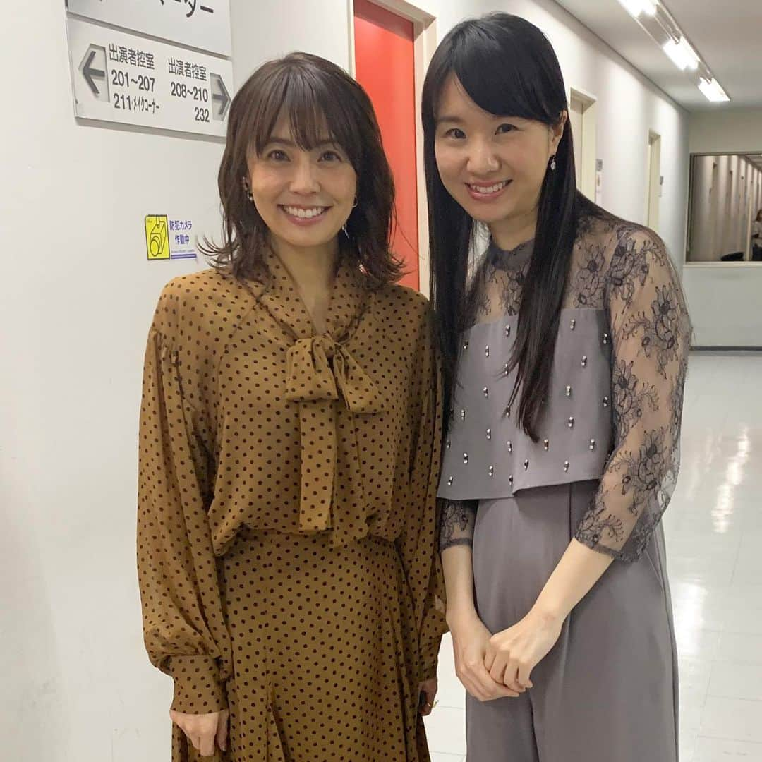 松岡みやびさんのインスタグラム写真 - (松岡みやびInstagram)「#小林麻耶 さんと💕 with Ms.Maya Kobayashi, a beautiful Japanese TV star. @maya712star9   #ダウンタウンdx  #ハープ #ミヤビメソード #松岡みやび #音楽 #楽器 #心理カウンセラー #心理学 #アート #癒し #miyabimatsuoka #harp  #music #miyabimethod」11月22日 20時06分 - miyabi_matsuoka