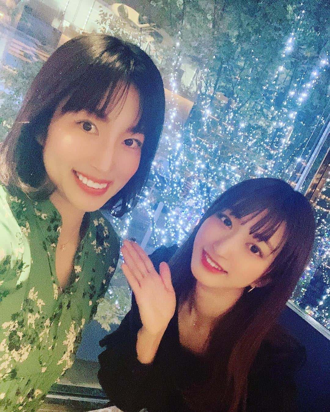 庄司ゆうこさんのインスタグラム写真 - (庄司ゆうこInstagram)「久しぶりに六本木の街へ✨ けやき坂は毎年恒例のイルミネーションでキラキラ🤩✨ 今年もあと少しで終わっちゃう😂 35年間で今年が1番早かった気がする。笑 大好きなメンバーで鉄板焼き✨ 美味しかったなぁー💕🥰 #イルミネーション#けやき坂#六本木#六本木ヒルズ#うかい亭#うかい亭六本木#鉄板焼き#ディナー#会食#psyメンバー」11月22日 20時15分 - yuko.shoji