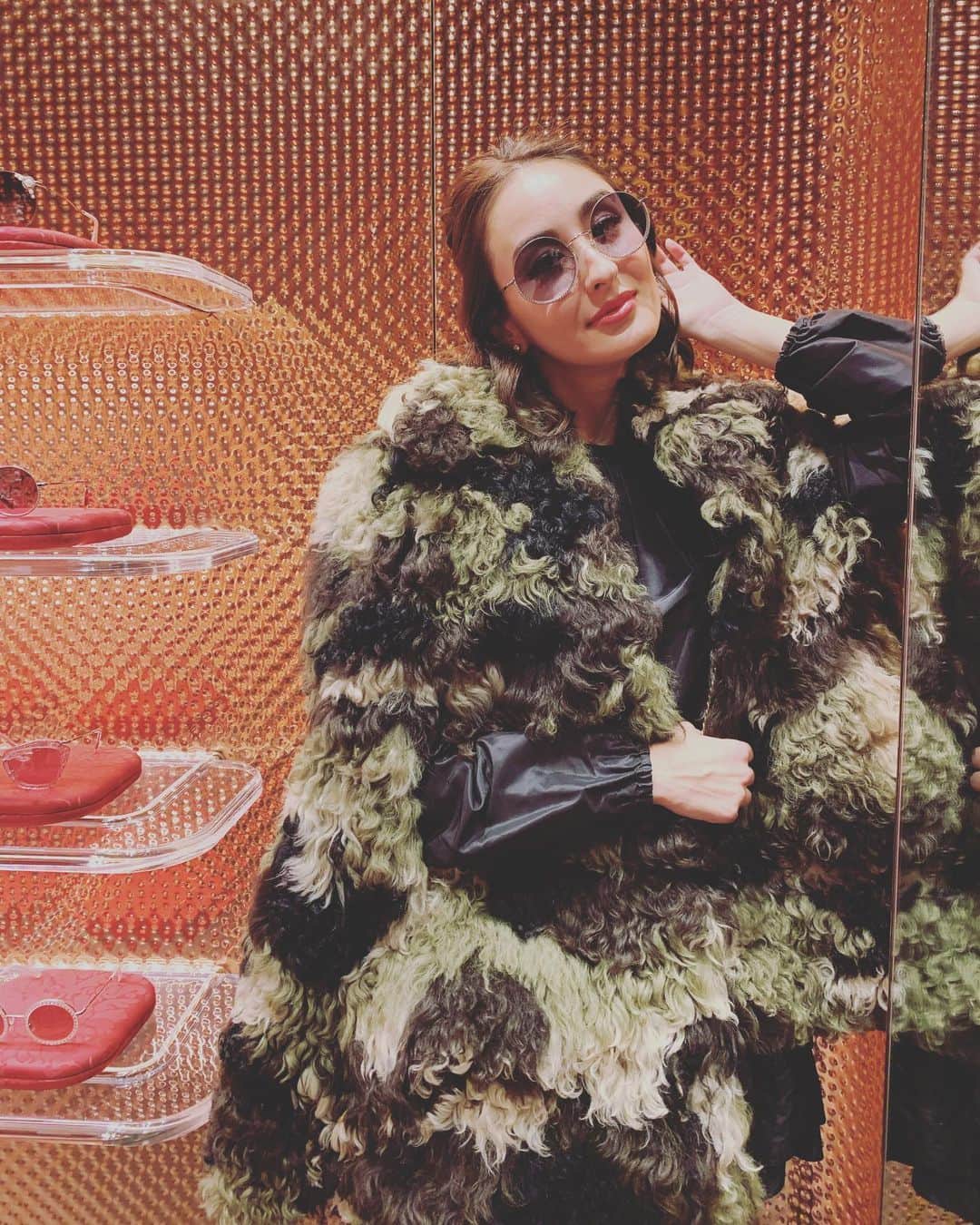 オードリー亜谷香のインスタグラム：「At the @miumiu party with Alexa Chung ✨ #MIUMIUSELECT」