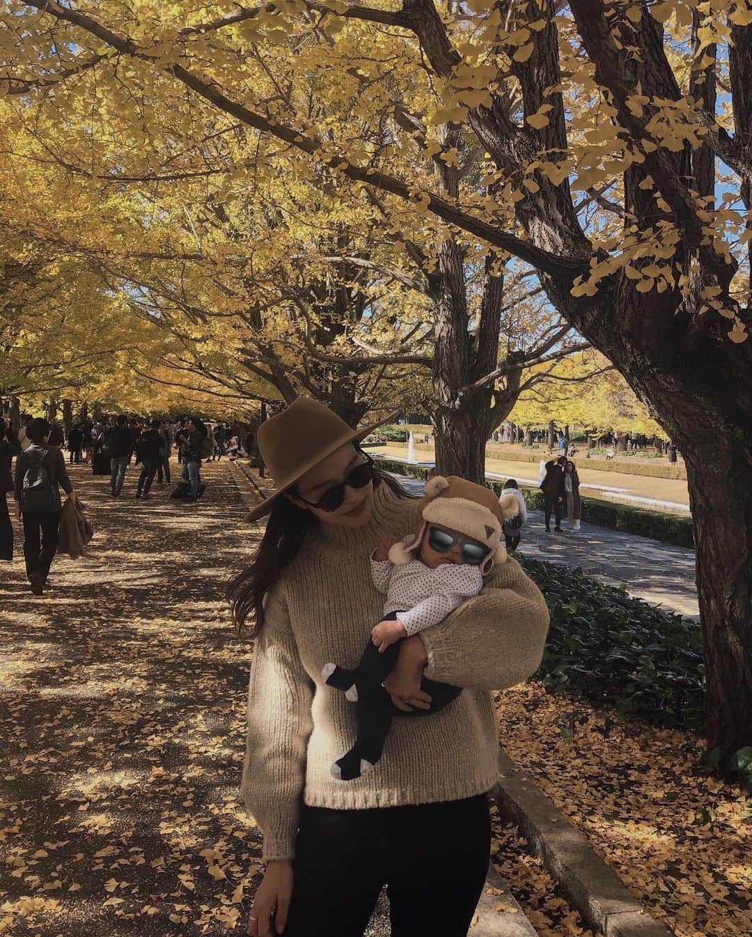 佐野真依子さんのインスタグラム写真 - (佐野真依子Instagram)「明日も秋散歩たのしみだ🦊🍁」11月22日 20時42分 - sanomaisanomai