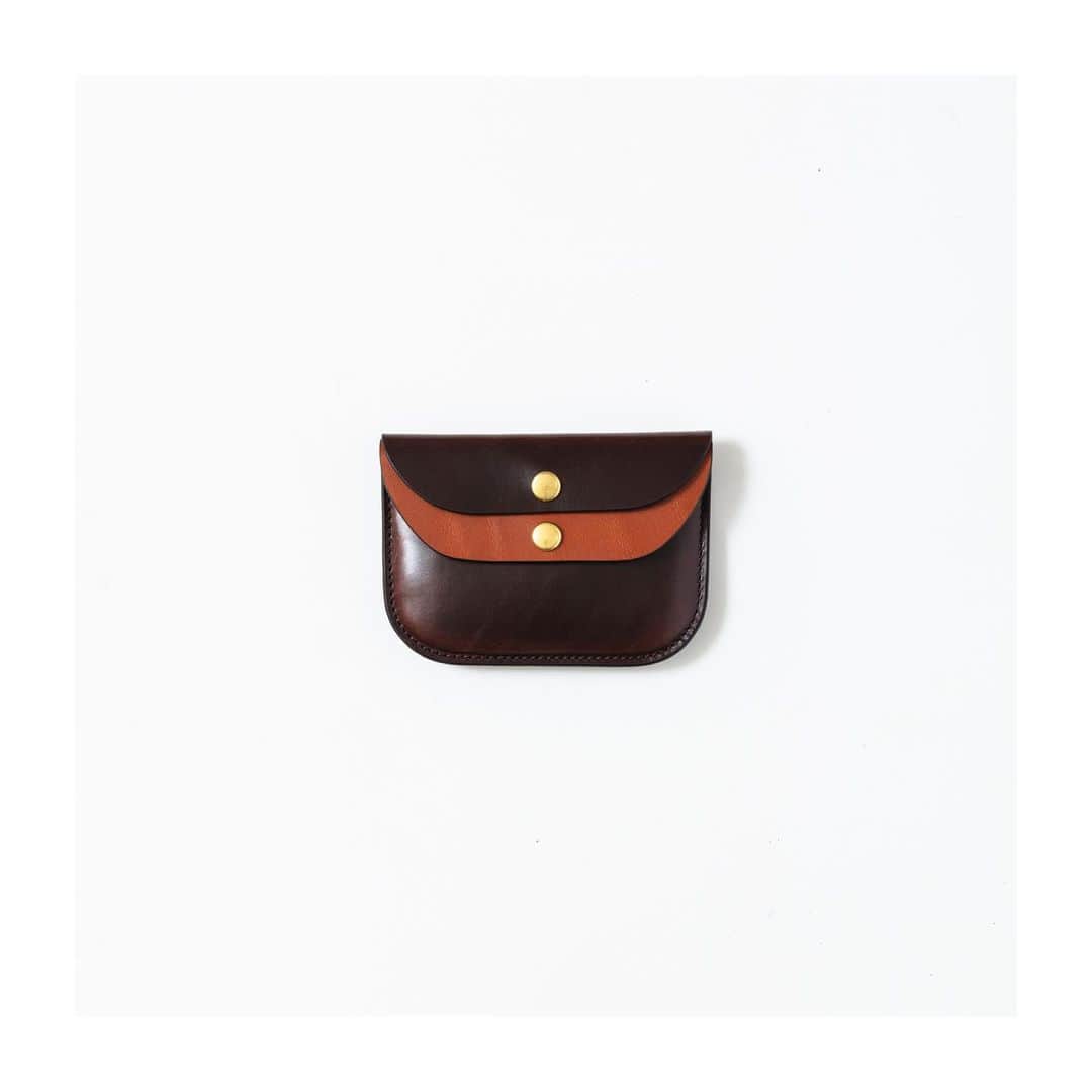 のインスタグラム：「. ■SLOW saddle pull up -W flap case- No.SO687H #slowbag」