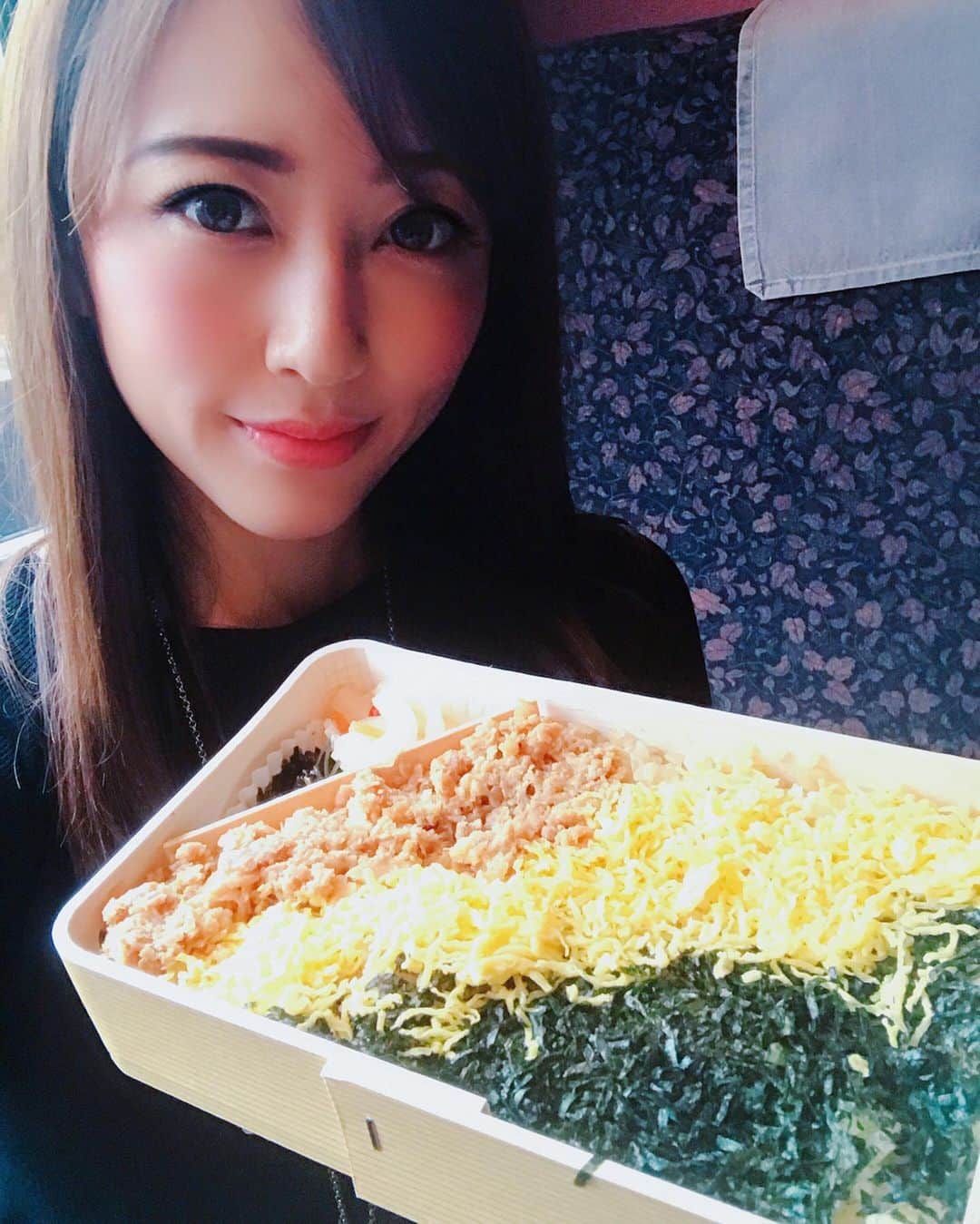 小林未来のグルメインスタ