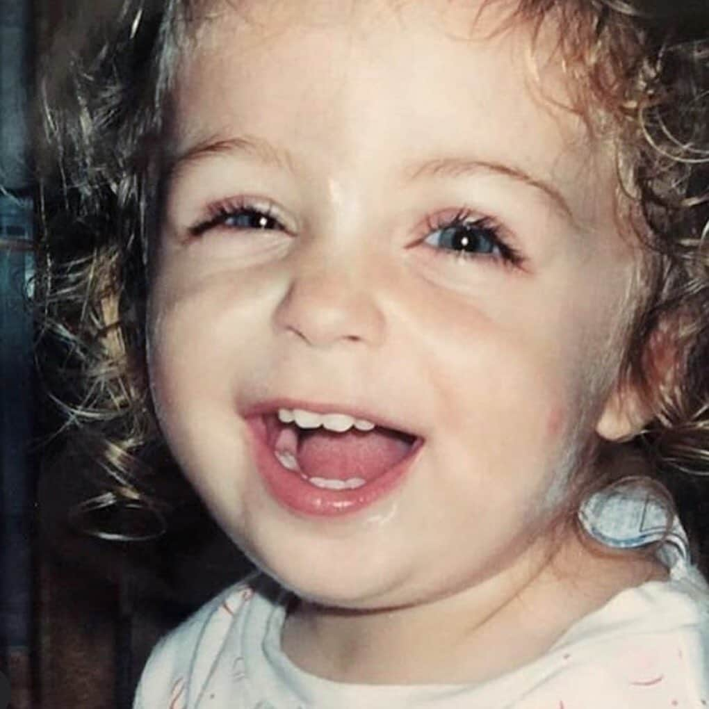 ベイビー・アリエルさんのインスタグラム写真 - (ベイビー・アリエルInstagram)「she is 19」11月23日 7時55分 - babyariel