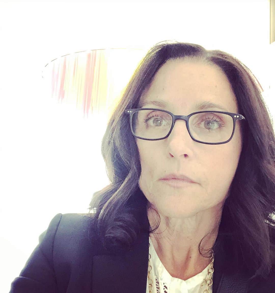 ジュリア ルイス ドレイファスさんのインスタグラム写真 ジュリア ルイス ドレイファスinstagram Backlit 11月23日 8時10分 Officialjld