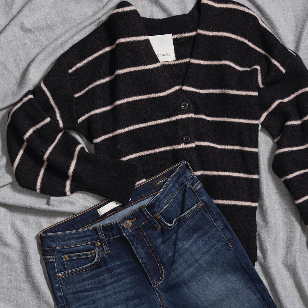 のインスタグラム：「Earning our style stripes!」