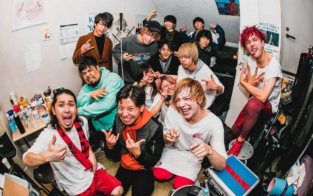 AliAさんのインスタグラム写真 - (AliAInstagram)「Thank you Takamatsu!!! 2019.11.22 live at Takamatsu Too Nice  with #ウソツキ #Novelbright  photo by @yamada_mphoto」11月23日 0時02分 - alia___official