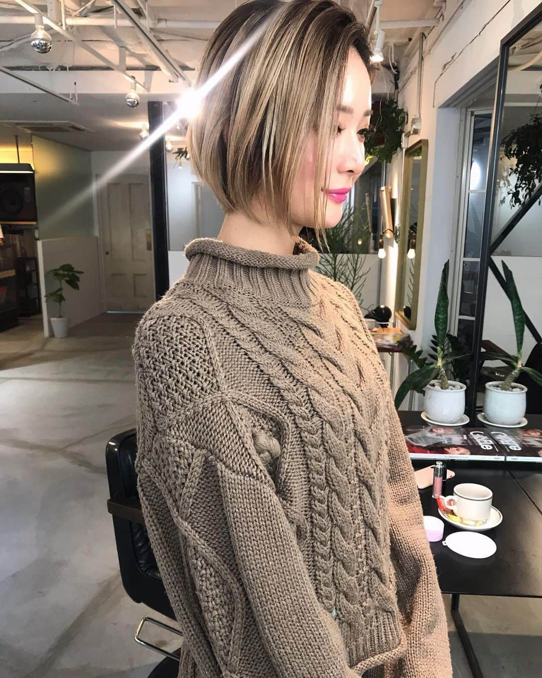 ショートヘアカタログ・紺野 善仙さんのインスタグラム写真 - (ショートヘアカタログ・紺野 善仙Instagram)「くせ毛のお客さま #紺野ショート #neoレザーカット」11月23日 0時13分 - nori190