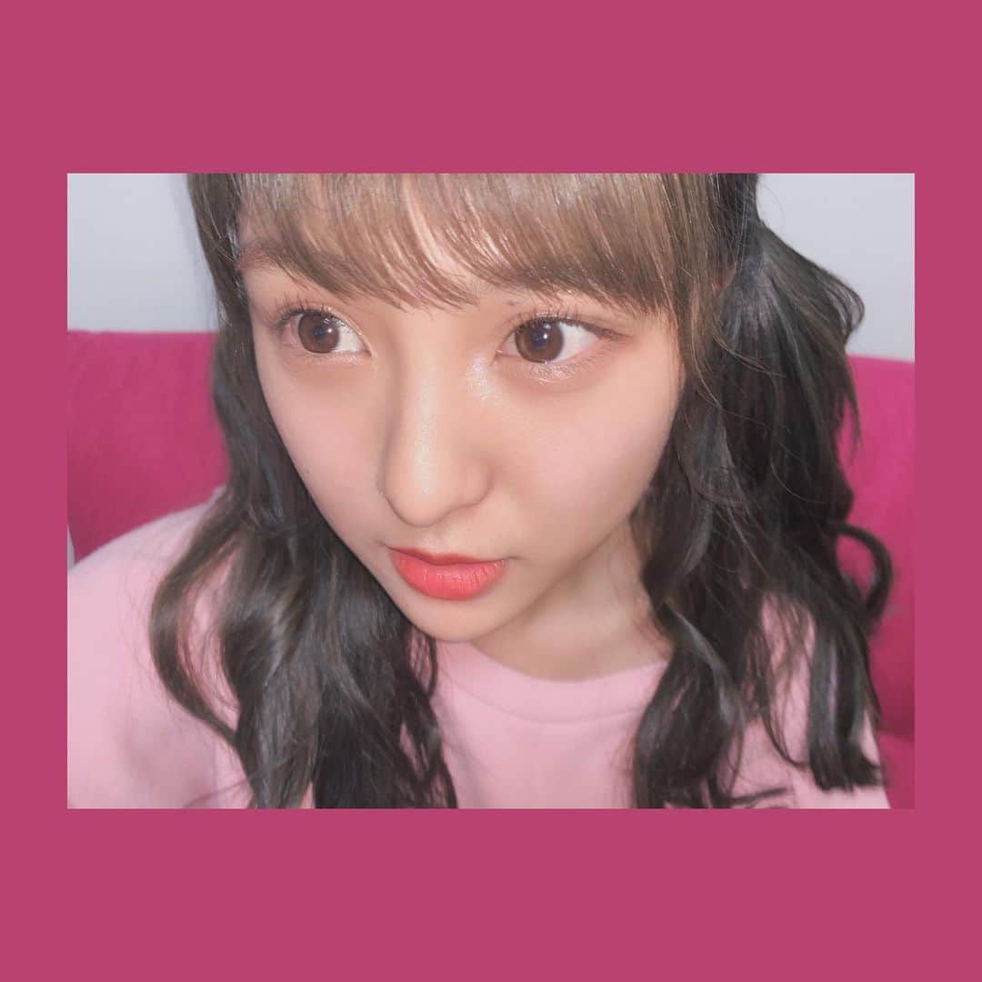 山田菜々美のインスタグラム：「. ツインテールの日らしい って終わってた👧🏻👧🏻 . #ツインテール #ツインテールの日 #終わってた #そろそろ髪切るよーて👾」
