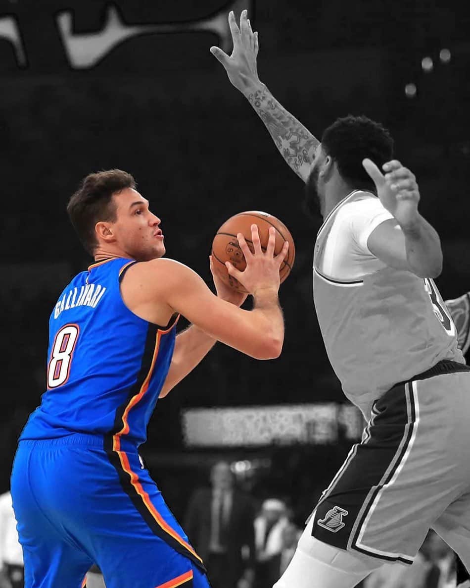 ダニーロ・ガリナリのインスタグラム：「‪🐔8⃣ GAMEDAY 💪‬ ‪#ThunderUp‬」