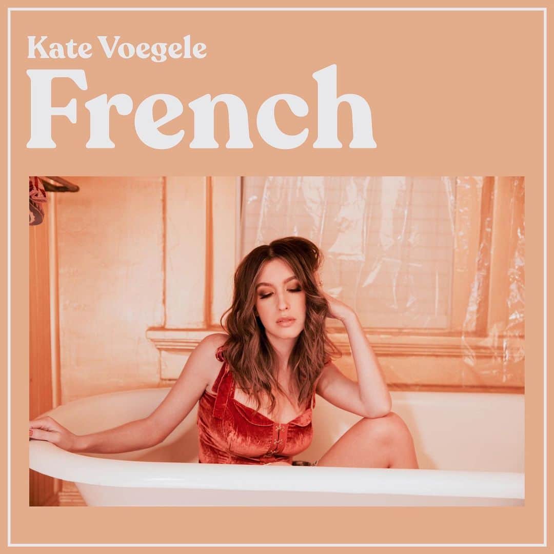 ケイト・ボイージェルのインスタグラム：「“FRENCH” is officially out!! 🇫🇷🥂🎶 I’m so incredibly excited to have this song out in the world. Huge thanks to @mynameisames & @david_bu for helping me bring this song to life! .  Spending most of last year living in Paris was a major bucket list item for me, and this song is really about how that experience changed my life. I wrote all about the inspiration behind “French” on my blog @wethedreamers this week, and in a nutshell, this song is about celebrating the little victories. It’s about the small steps we take to get better and move on from something, and how those things can be totally insignificant to everyone but us. Sometimes the small stuff makes the biggest difference. .  Head to the link in my bio to listen to “French” wherever you like to stream music and let me know what you think! So excited to play this one live this weekend!! 🎵🎶. .  Spotify https://open.spotify.com/track/6RlyPEsy7d1Z02MnEcpxe0?si=ZJD7lneDQAudQJ7O7K_YTg // Apple https://music.apple.com/us/album/french-single/1483991238 // Amazon https://music.amazon.com/albums/B07Z8H6ZS5?ref=dm_sh_osa1hbpzdreYYpFHSfL3mc2ys // photo by @alyssegafkjen , hair makeup by @bheadabe」