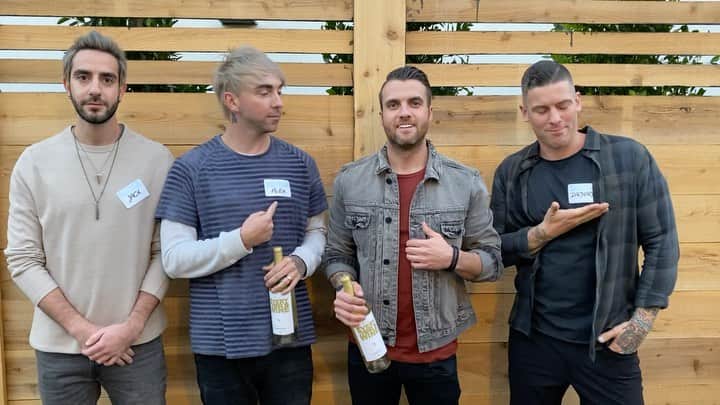 All Time Lowのインスタグラム：「You liked it the first time around and you're gonna love it this time! Announcing the second release of Everything Is Wine - and this time, because y’all requested, we added a white wine... Link in profile.」