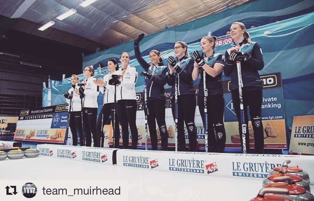 イブ・ミュアヘッドさんのインスタグラム写真 - (イブ・ミュアヘッドInstagram)「#Repost @team_muirhead with @get_repost ・・・ We are into the final of the European Championships!!! Thank you to @teamtirinzoni 🇨🇭for a hard fought battle in the semi final! We play our friends @teamhasselborg 🇸🇪 in the final tomorrow at 3pm local time 🏴󠁧󠁢󠁳󠁣󠁴󠁿🏴󠁧󠁢󠁳󠁣󠁴󠁿🏴󠁧󠁢󠁳󠁣󠁴󠁿 #teamscotland #curling #ecc2019 #ThisIsNobis 📸 WCF @stuckiceline」11月23日 2時20分 - evemuirhead