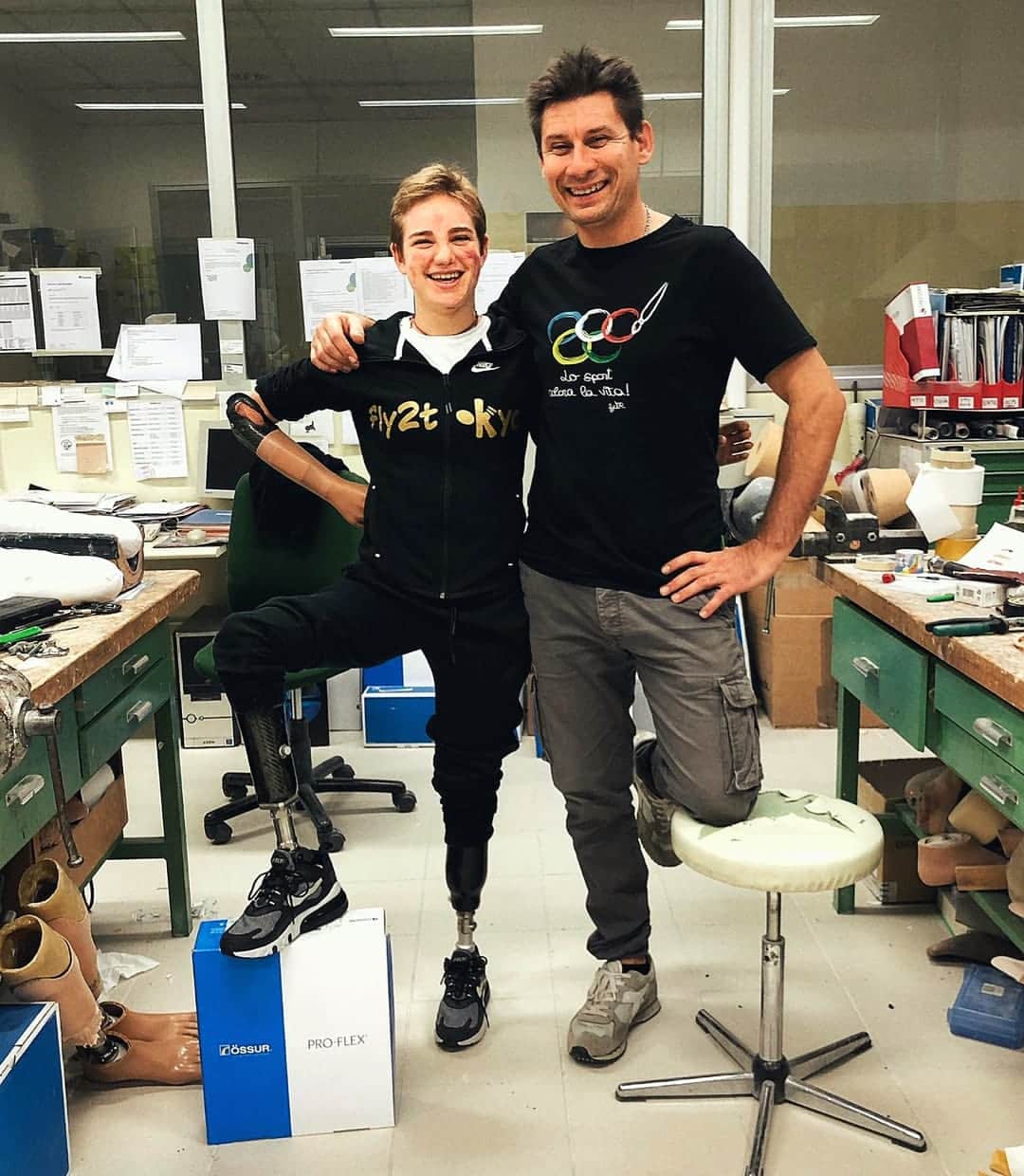 ベアトリーチェ・ヴィオのインスタグラム：「Finalmente sono in piedi! 🙌🏻🎉 Grazie ai miei super meccanici dell’@arteortopedicabudrio che in un giorno sanno farmi sparire tutti i dolori e rimettermi in moto 💕 . . #Fly2Tokyo #Paralympics #Tokyo2020 #Prothesis」