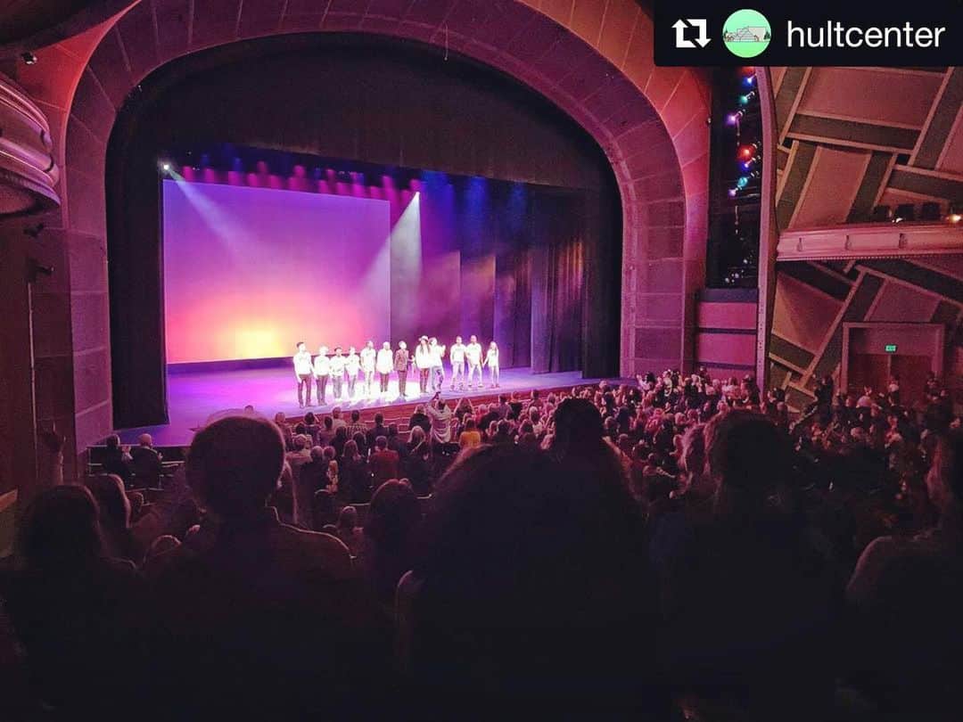 Lil Buckのインスタグラム：「The show last night was very special. Thank you @hultcenter for having us. 🙏🏾 next stop, Denver. Hope y’all got your tickets ready because it’s Lights, Cameras, Action. FOLLOW THE COMPANY @movementartis  #Repost @hultcenter ・・・ A standing ovation for the cast of Love Heals All Wounds in the Silva theater tonight. Thank you for bringing your message of love to Eugene. #LoveHealsAllWounds #Dance #spokenword #HultPresents」