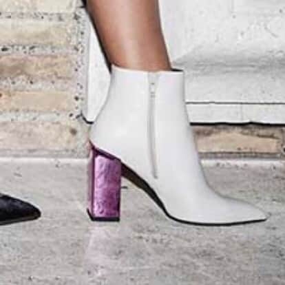 イズロさんのインスタグラム写真 - (イズロInstagram)「#islo #isloisabellalorusso #isloshoes #shoes #ankleboots #leather #suede #color #heels #highheels #tacchialti #adw #fw #fashion #style #shoesaddict #shopping #shoppingonline #shoponline #elika #staytuned」11月23日 17時04分 - islo_isabellalorusso